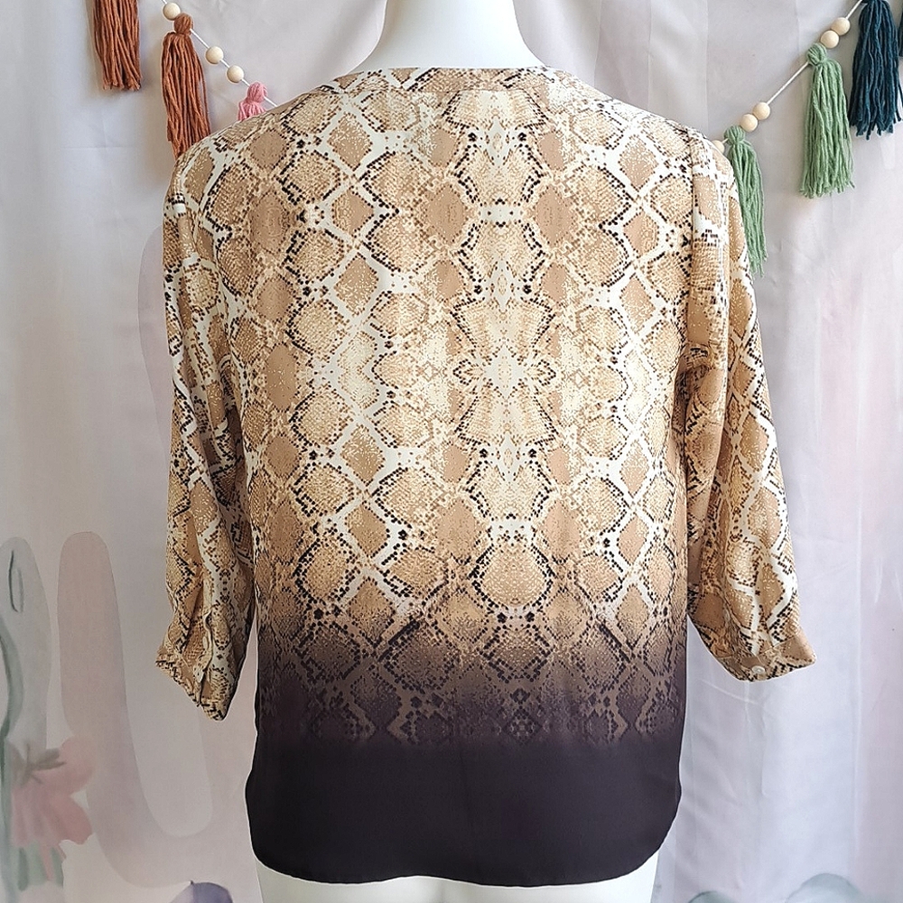 Nwot Tan Ombre Python Pattern Blouse Investments Petite Small - Office Workwear - Picture 6 of 8